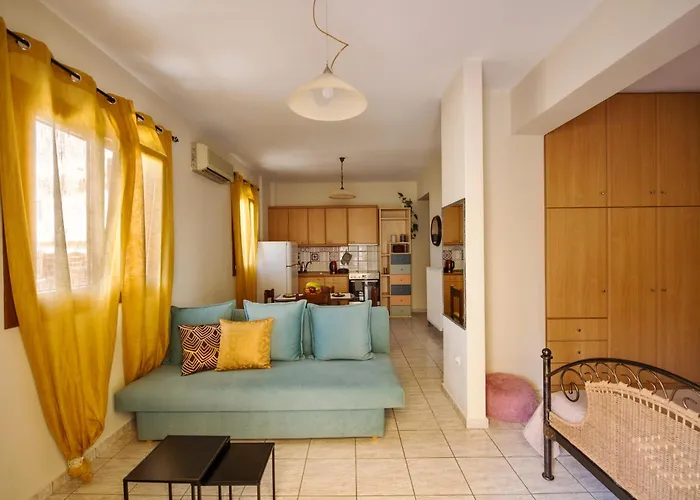 Eleni's Apartament